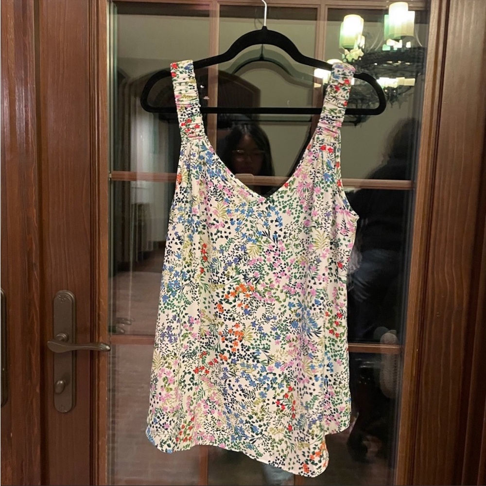 Cabi Top - Picture 3 of 5